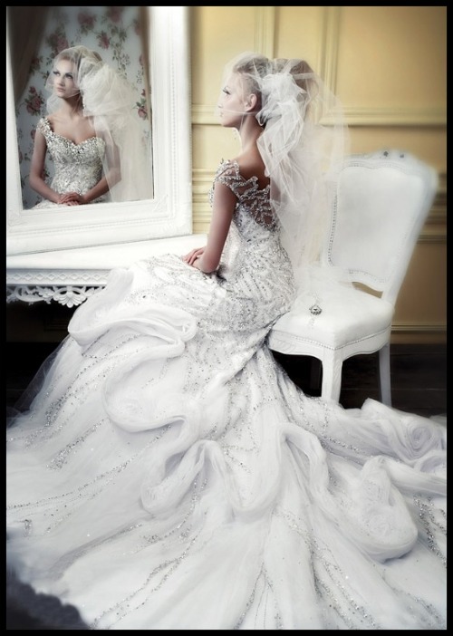 michael-cinco-wedding-dress-ss-2010 michael-cinco-wedding-dress-ss-2010